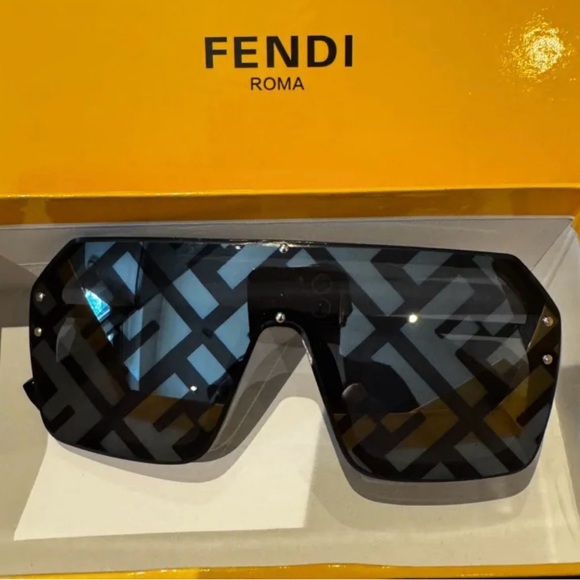 Fendi Geometric Black Sunglasses